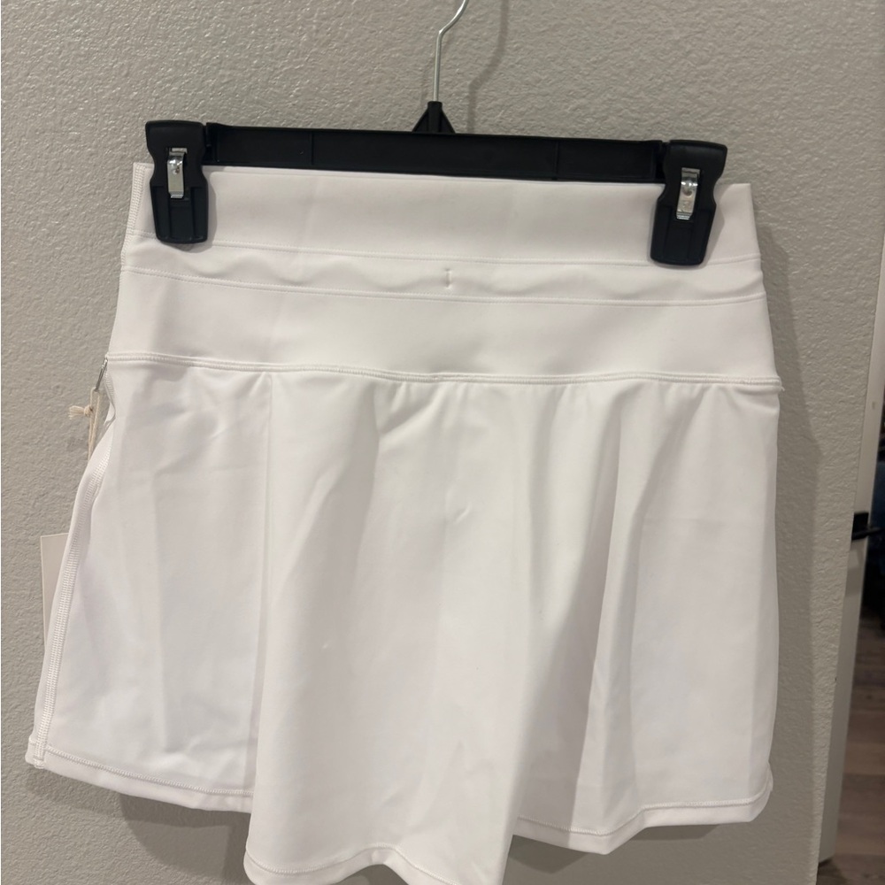 Vuori Daily Skirt - NWT - Picture 4 of 7
